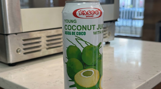 Coconut Water (16oz Can) 椰子水.