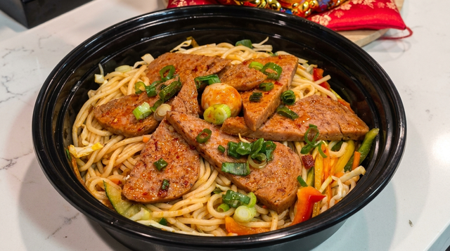 Spicy Mala Spam Mixed Noodles 麻辣午餐肉拌米線.