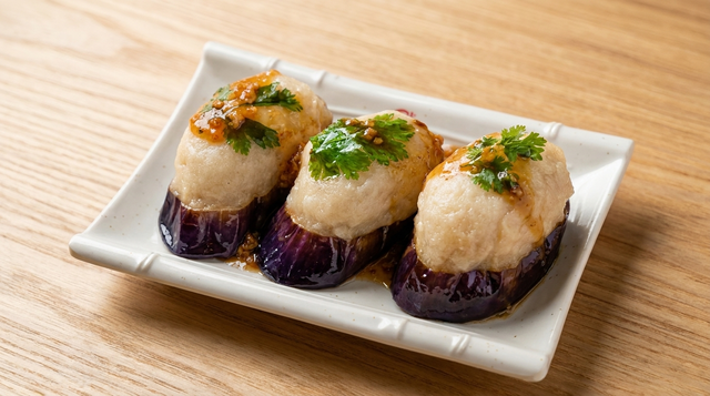 炸茄子 Fried Eggplant with Fish Cake.